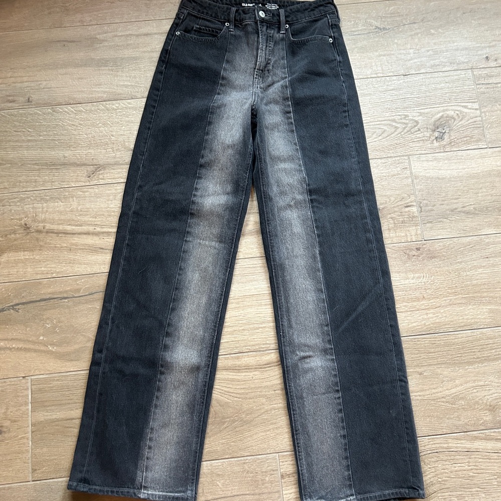 Old Navy Two-Tone Black Straight-Leg Jeans
